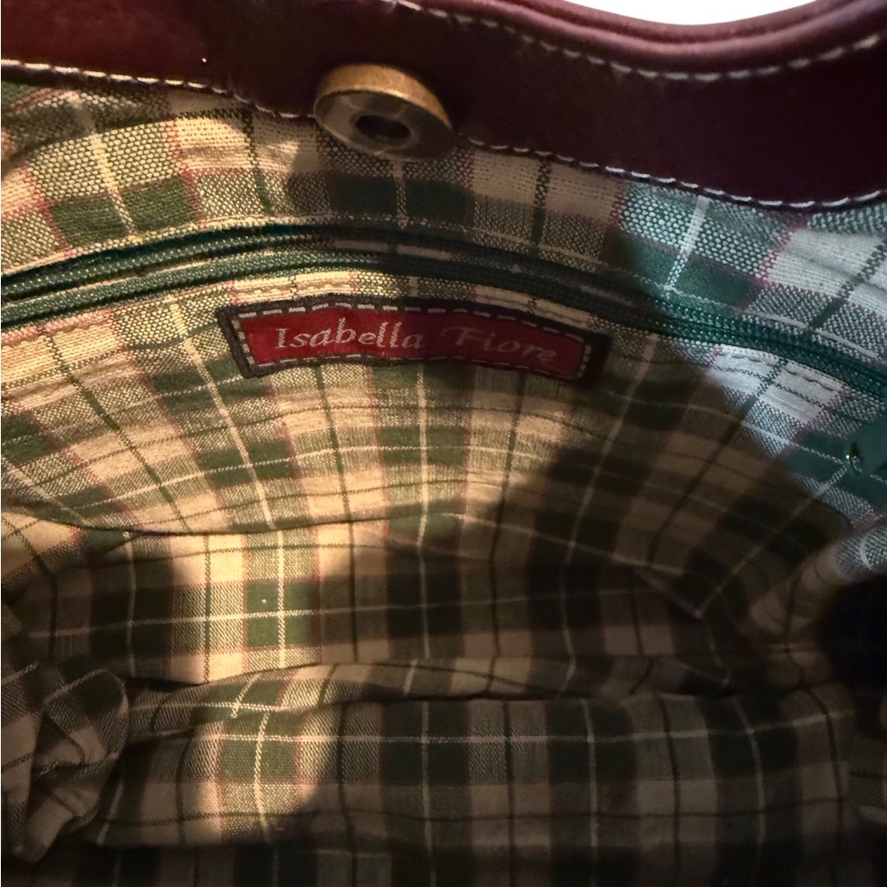 Isabella Fiore Yorkie Bag - Picture 9 of 16